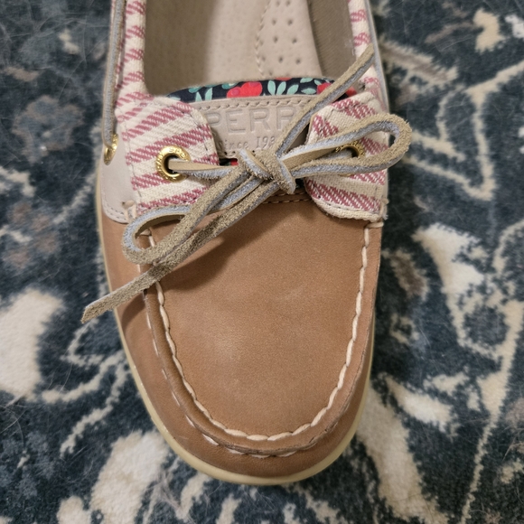 NWOT Floral Sperrys - Picture 6 of 9